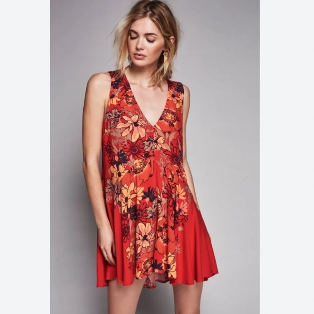 Free People Backyard Party Gauze Printed Tunic Red Floral Small